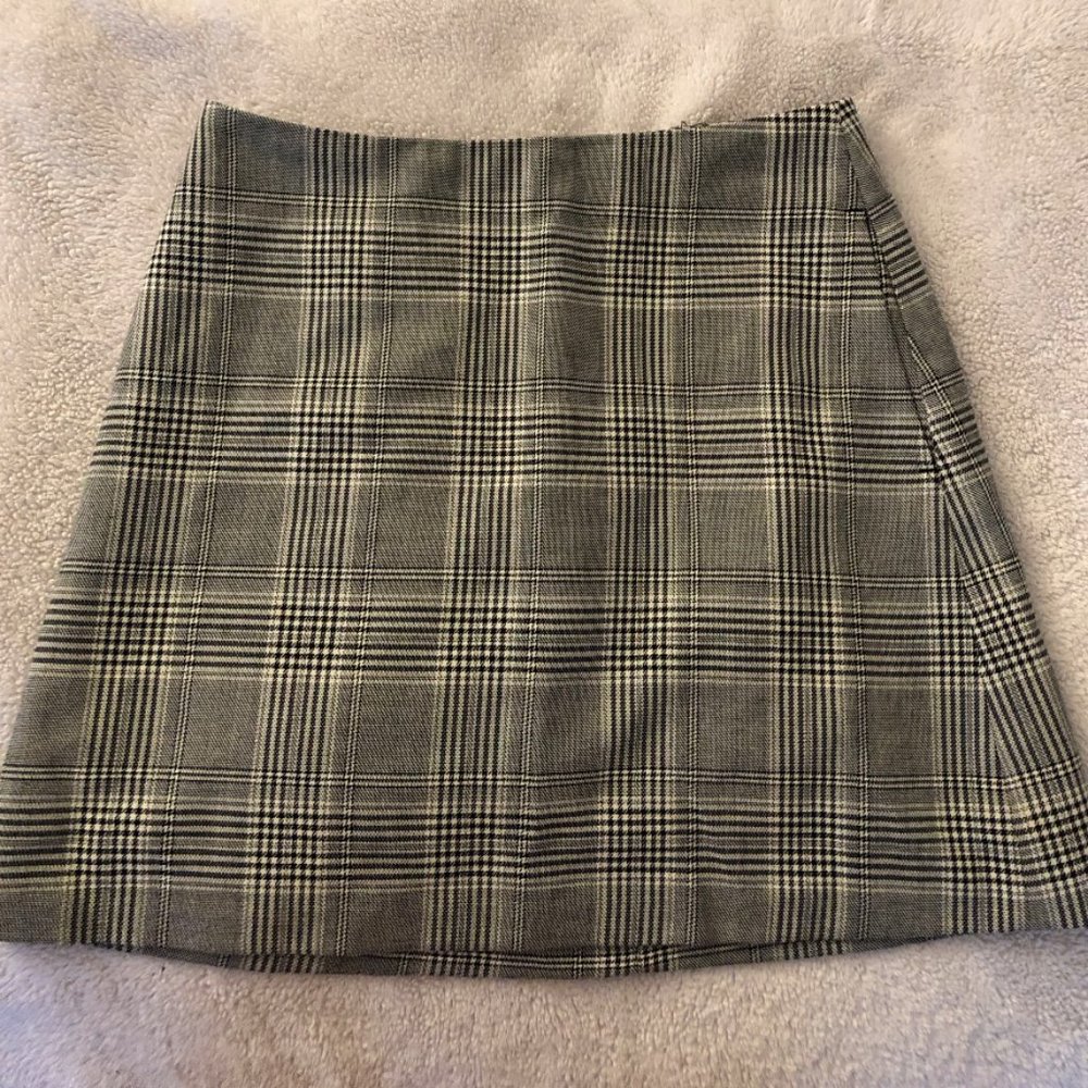 Modern Check Mini Skirt